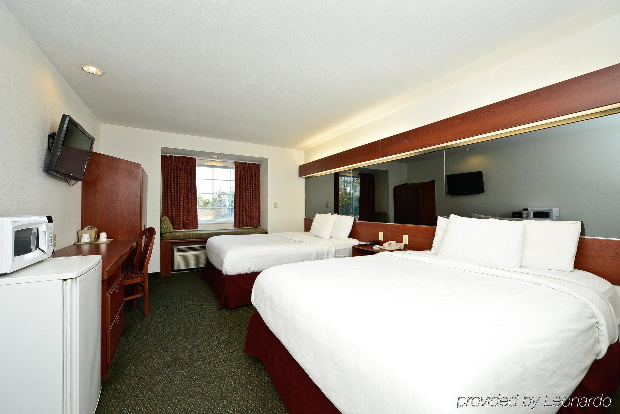 Americas Best Value Inn Lake Charles Interstate 210 Extérieur photo